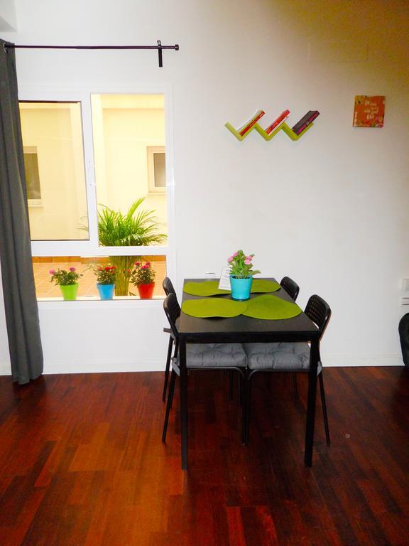 Enjoy Apart Centro Y Playa Victoria Malaga Exterior photo